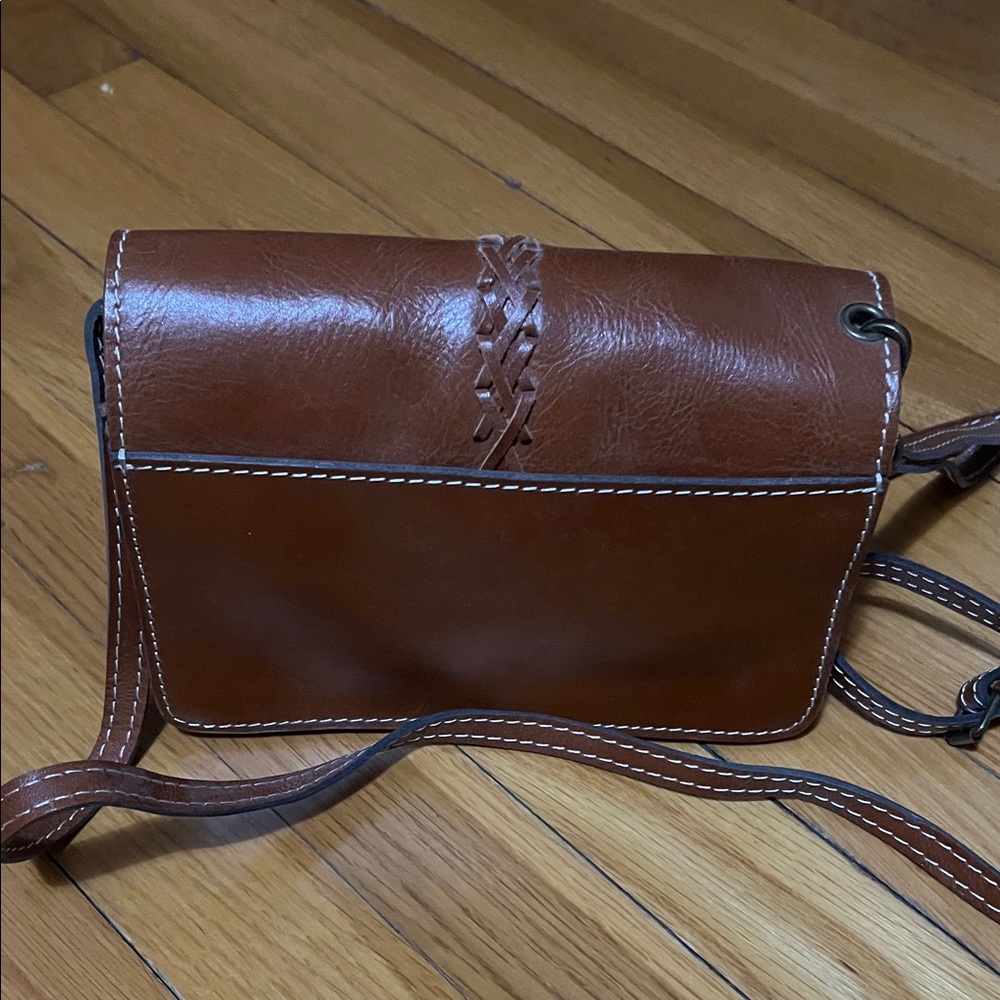 Patricia Nash Tan Leather Crossbody Bag - Picture 2 of 6